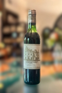 Château Haut Brion, Pessac-Leognan, Bordeaux, 1982 Half Bottle (375ml)