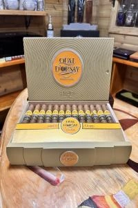 Quai d'Orsay Senadores