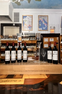 Château Leoville Las Cases, St. Julien, Bordeaux, 1982–GRAPE VARIETIES CASE, limited-edition