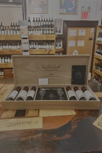 Château Leoville Las Cases, St. Julien, Bordeaux, 1982–GRAPE VARIETIES CASE, limited-edition