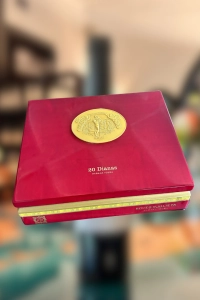 Romeo Y Julieta, Dianas, Linea de Oro